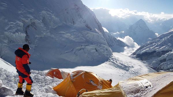 На Эвересте зафиксировали катастрофическое таяние льда